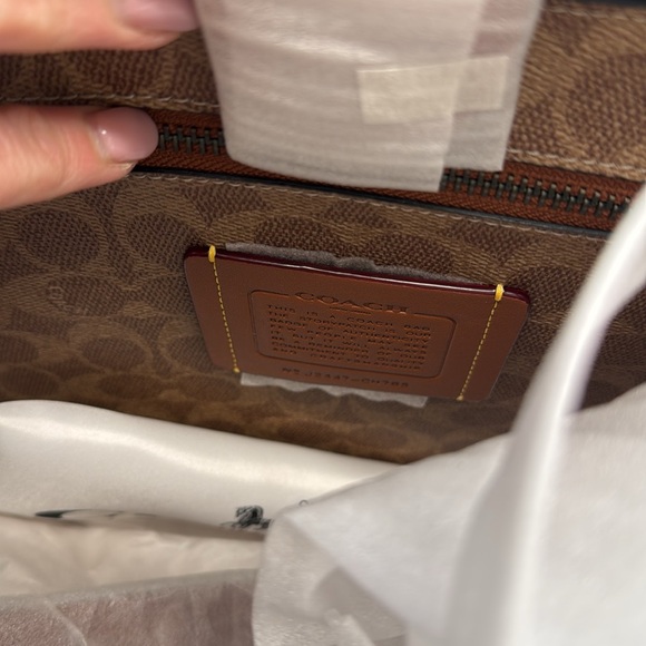 NWT - in complete package - Coach New York Leather Box Tote - Picture 7 of 8